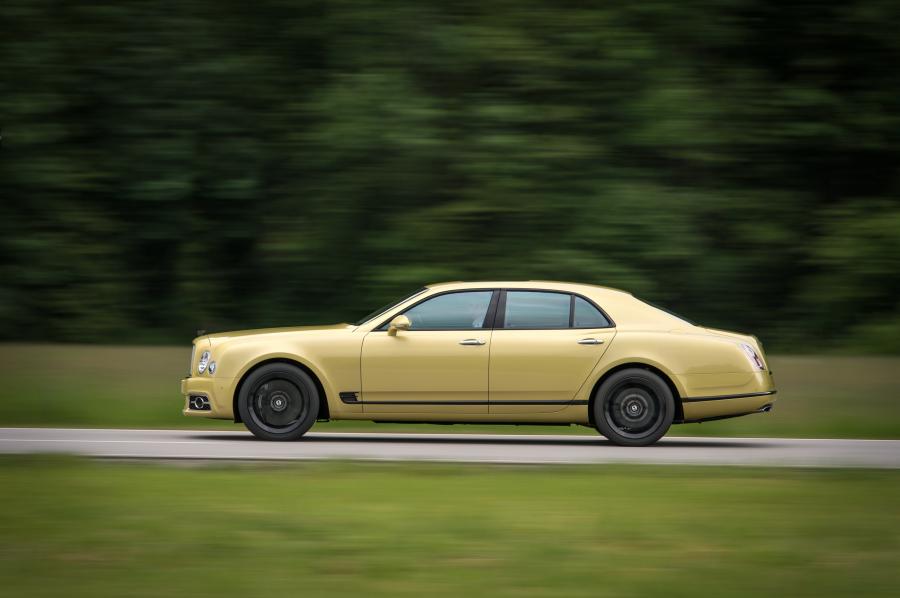  Bentley Mulsanne Speed 2016 года  (фото 7 из 31)